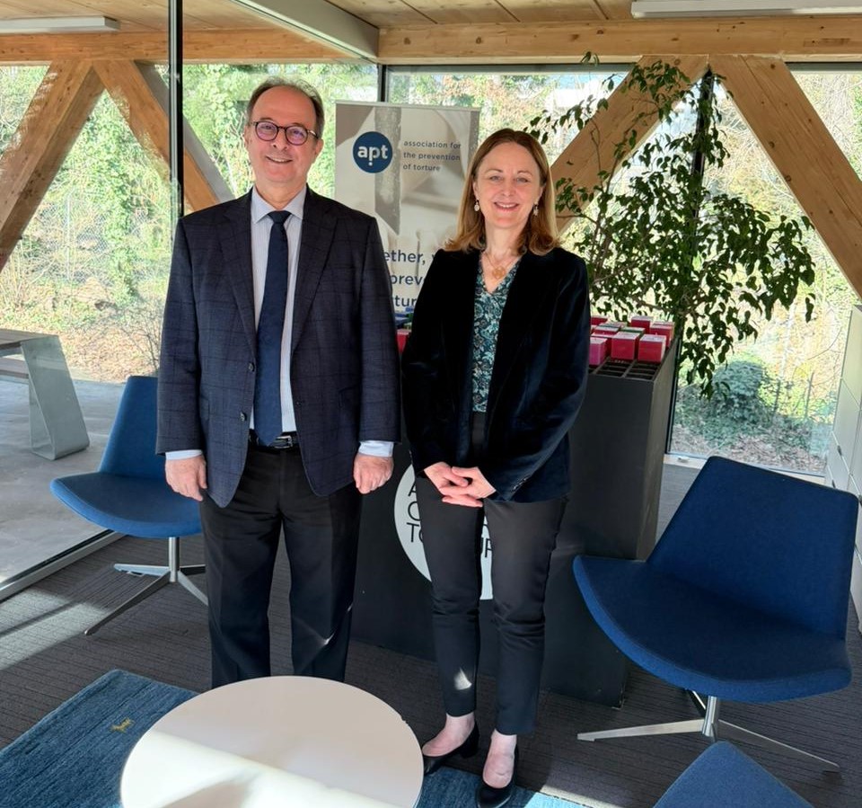 لقاء مع السيدة نيكول هوغ الأمينة العامة للجمعية الدولية للوقاية من التعذيب